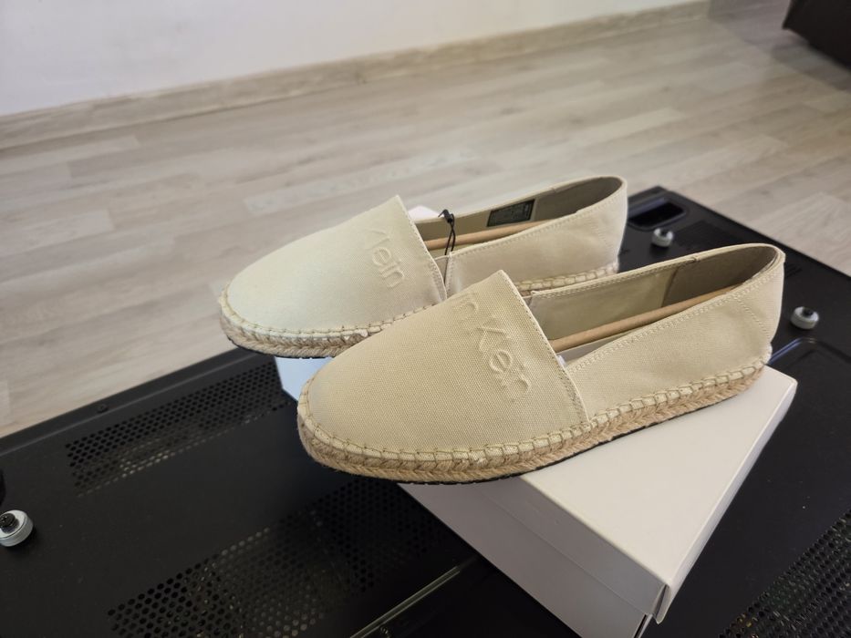 Oferta unica Skechers