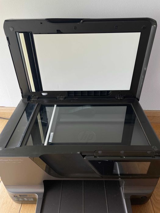 Imprimanta HP Officejet 8600 Plus