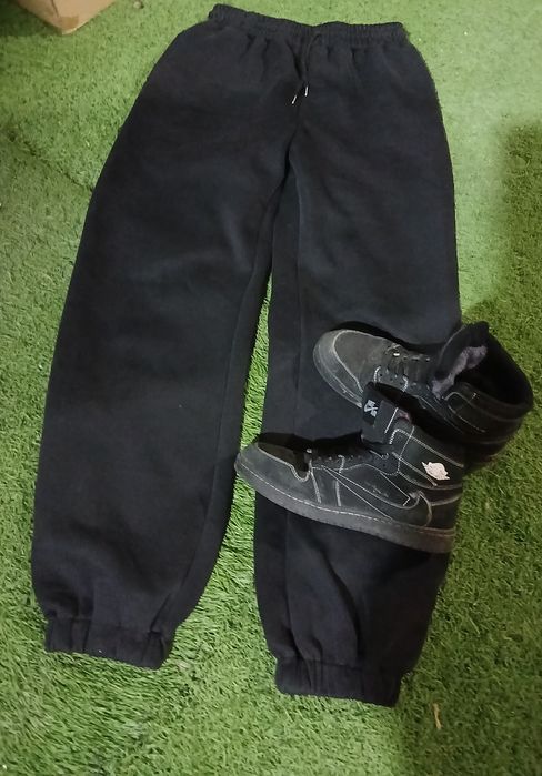 Продам комплектом 50-52р за 8000т