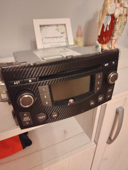 Оригинално  СИДИ за Тойота 2015г.изключителво запазено! Като ново!