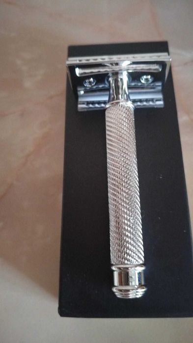 Vand aparat ras clasic "Safety Razor"