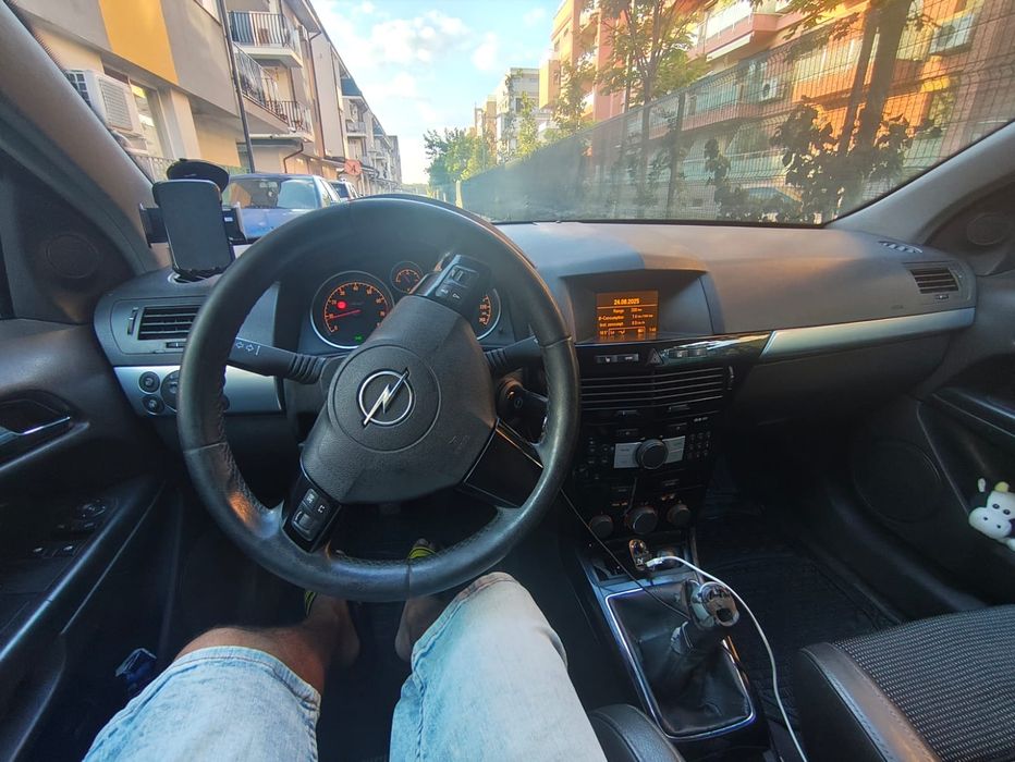 Opel Astra H Gtc