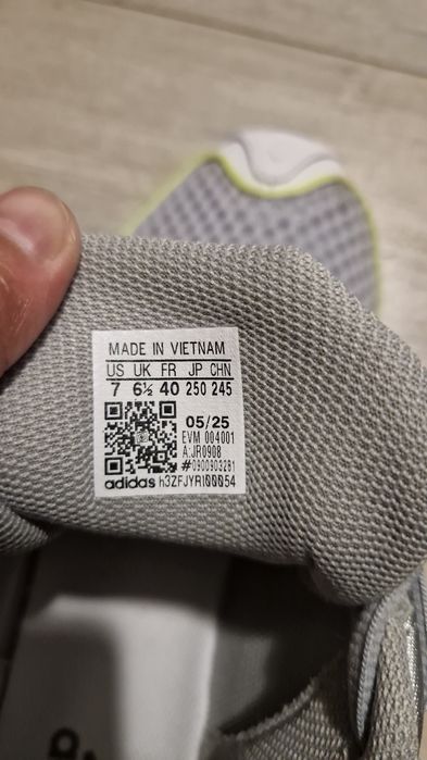 Кроссовки Adidas megaride