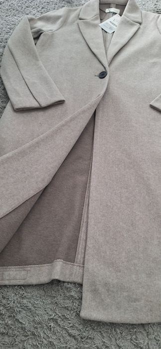 Ново преходно палто Zara