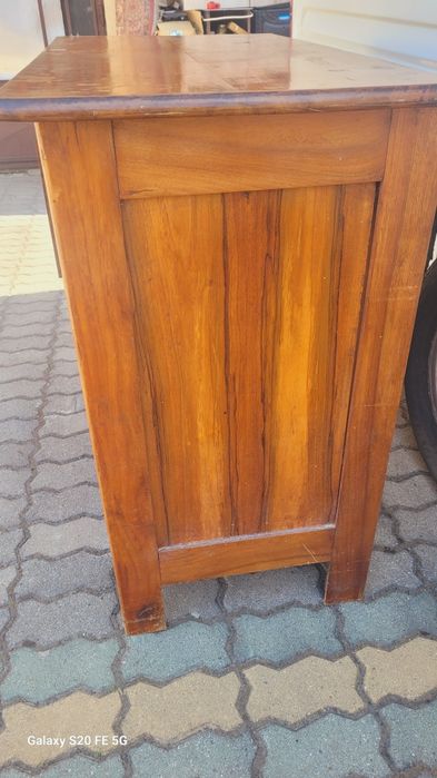 Орехов скрин старинен