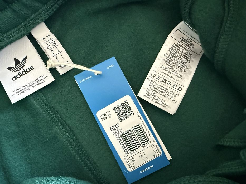 Adidas Trefoil Essentials ОРИГИНАЛЕН мъжки екип горнище и долнище - М