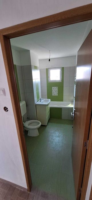 Vand apartament cu 2 camere
