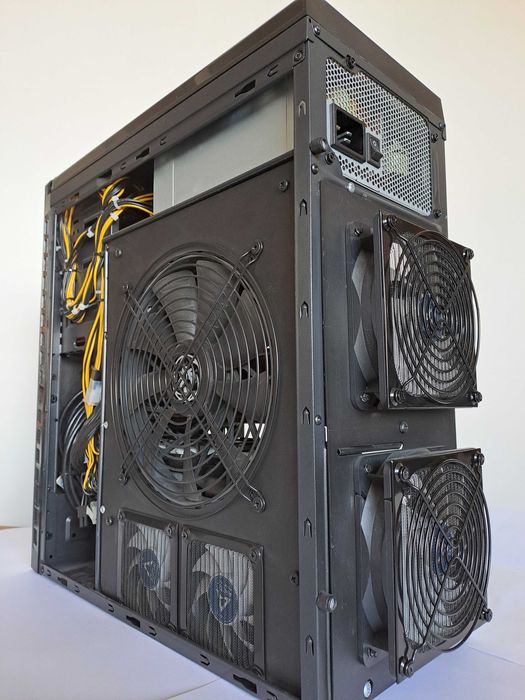 Rack 4xGPU Carcasa PC suport 4 placi grafice, tip Renderer Box Blender