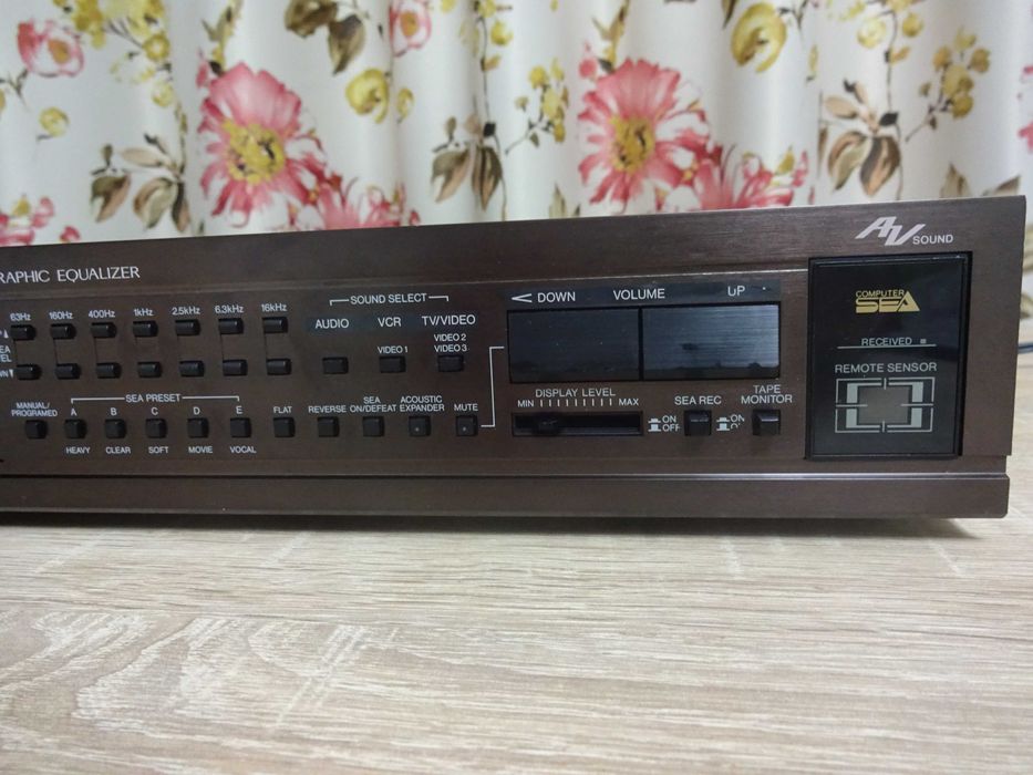 Preamplificator egalizator JVC SEA-RM20BK