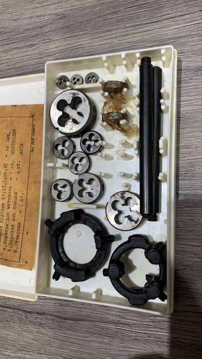 Продаётся набор плашек