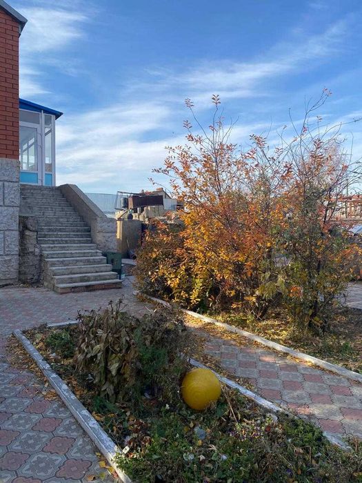 Продается 5 комн коттедж в районе детской больницы