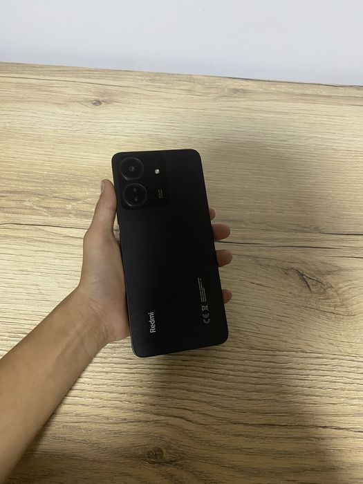 Продам телфон Redmi 13c в идеальном состояний