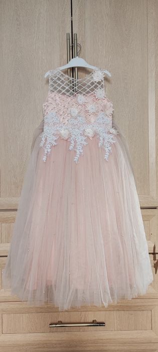 Платья на прокат