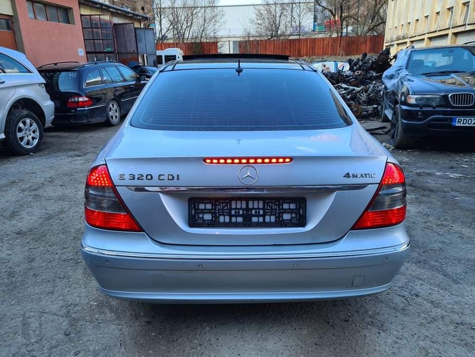 Mercedes W211 E320CDI 224кс Airmatic 4matic Facelift седан НА ЧАСТИ!