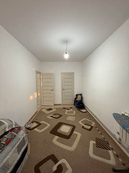 15 мкрн 5 этаж 3 ком