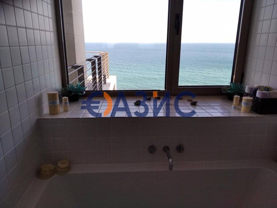 Йоо България, дизайнерский мезонет, первая линия моря, Обзор, 360 м2,