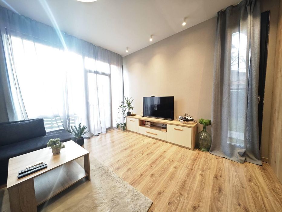 Дава се под наем Къща в София, Манастирски ливади - 110 кв.м за 1500 € - Снимка #1