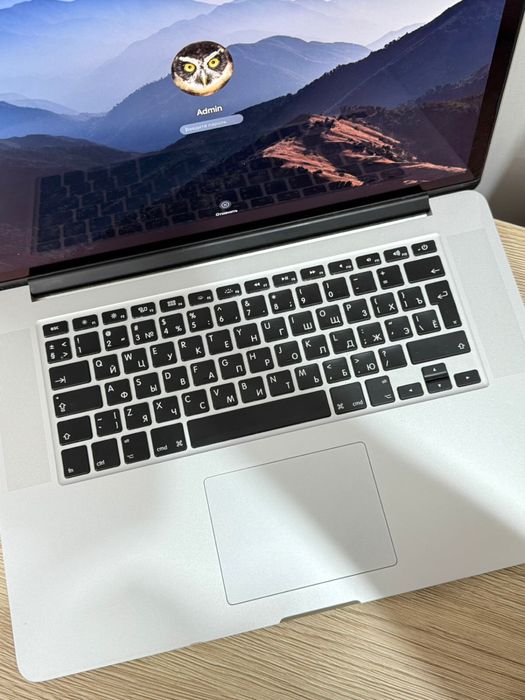 Macbook pro 15,4 2015 mid 16gb