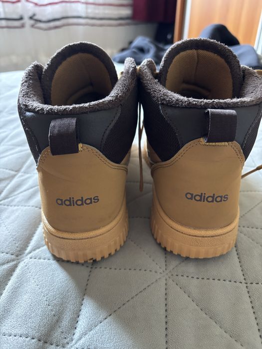 Adidas Gheata marimea 41,5