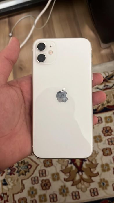 Айфон 11 ямкость 78