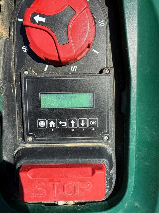 Robort tuns gazon Parkside + "casa robot"