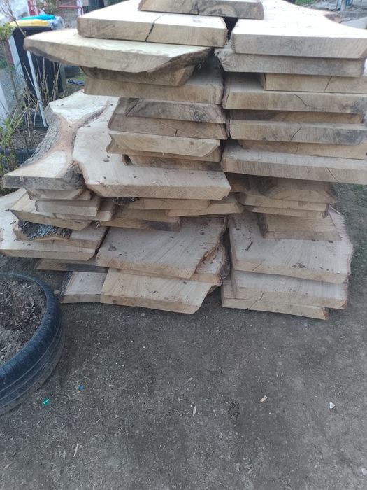 Poștă stejar verde 2.20 l,5cm grosime și între 40-50 latime