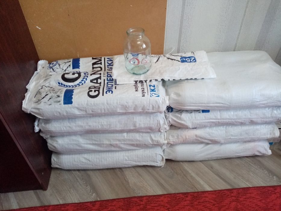 Банки 2х литроаые