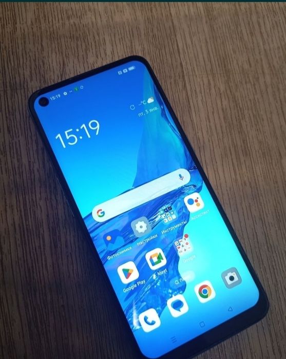Срочно продам телефон
