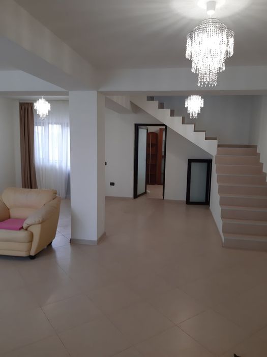 Casă P+M 216mp utili,teren 503 mp