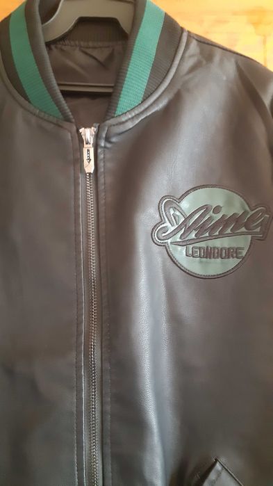 jacheta noua marimea S