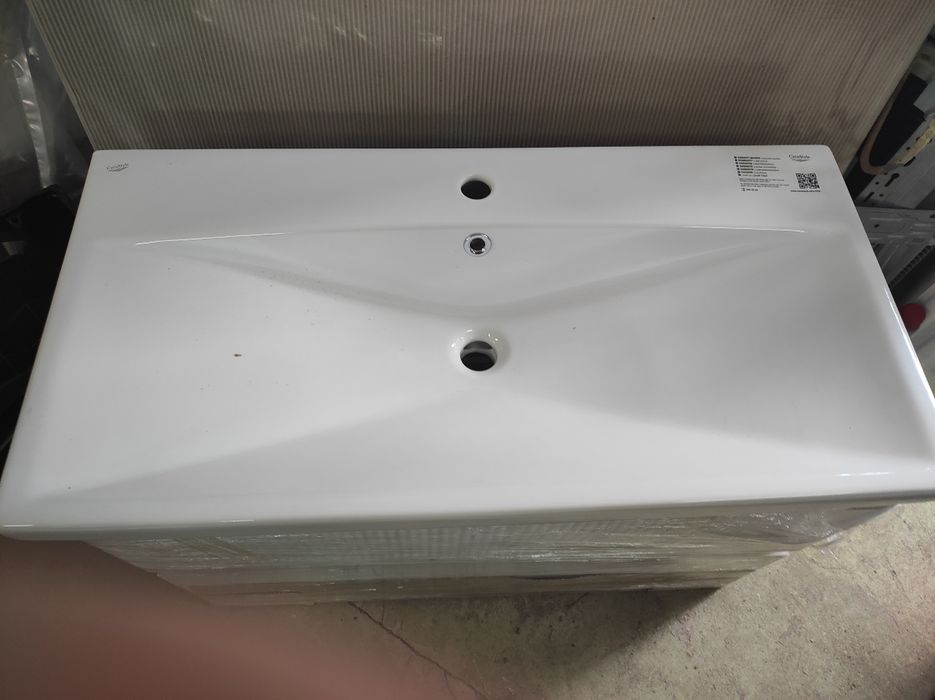 Комплект шкафове за баня Бостън на TRIANO НОВО