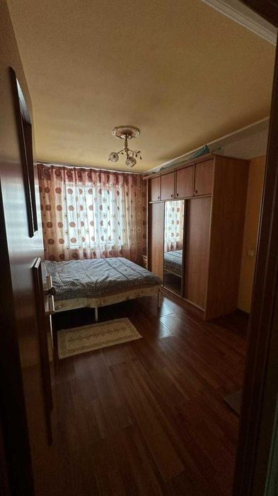 Продается 4х- комн.кв на 8 микрорайоне