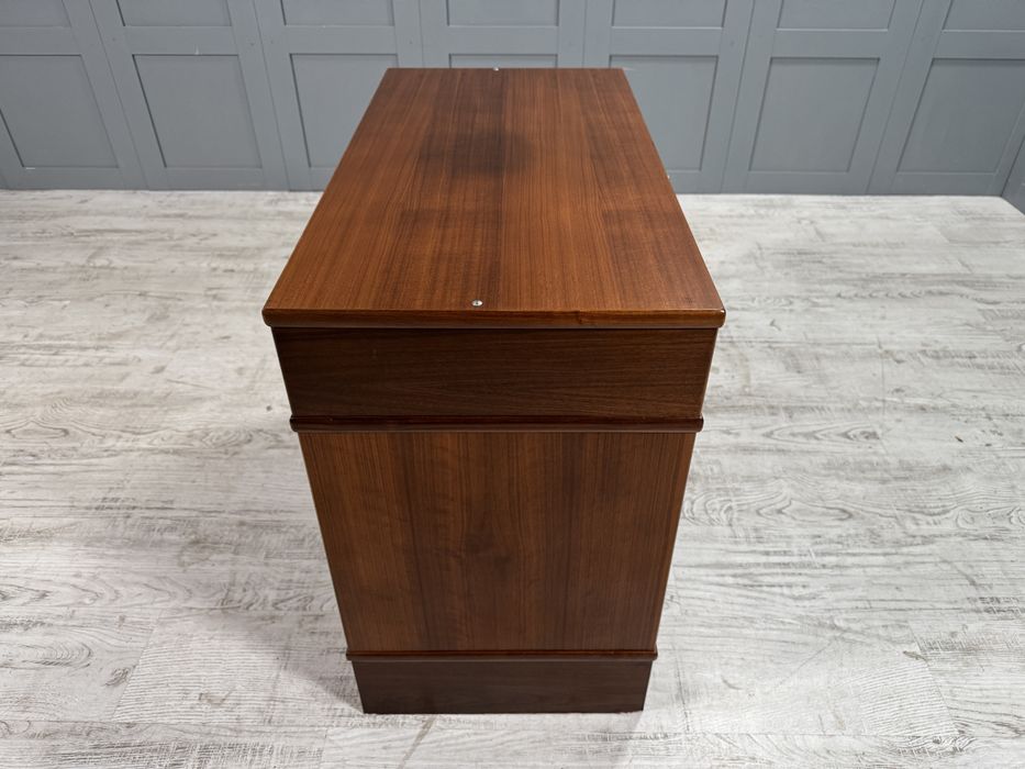 Винтидж кантонерка Kinnarps К094