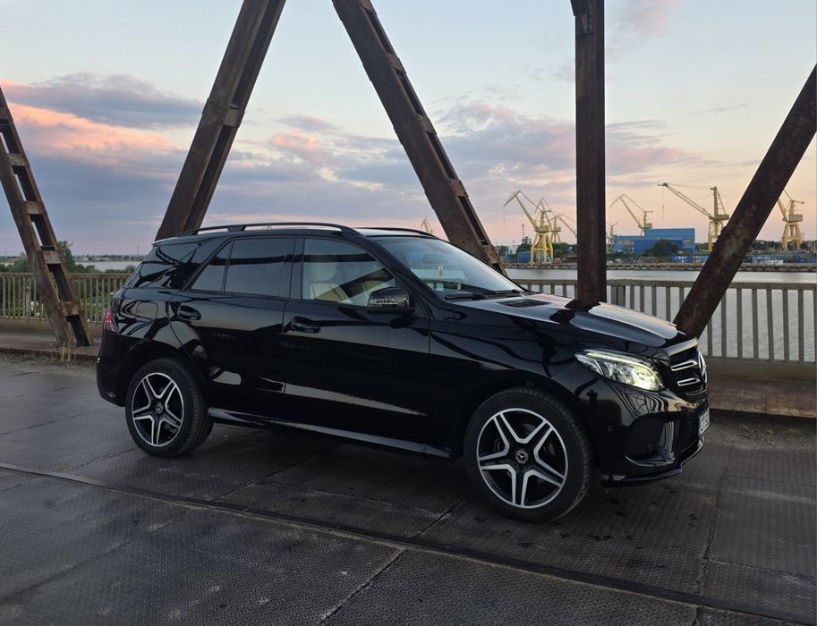 Mercedes-Benz GLE 250d 2017 w166 Pachet AMG -2 seturi de roti