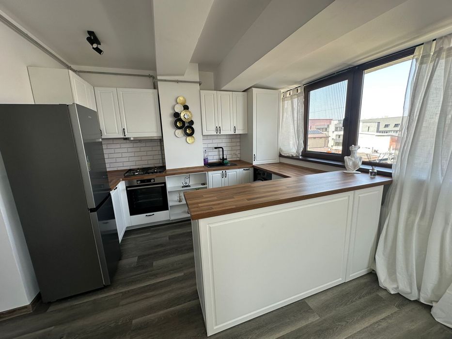 Apartament 2 camere Mihai Bravu cu terasa & loc parcare - de inchiriat