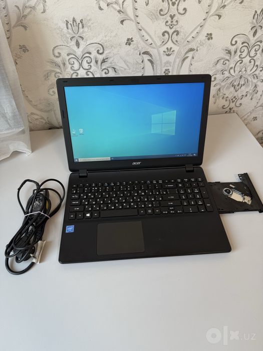 Acer ofisnoy noutbuk