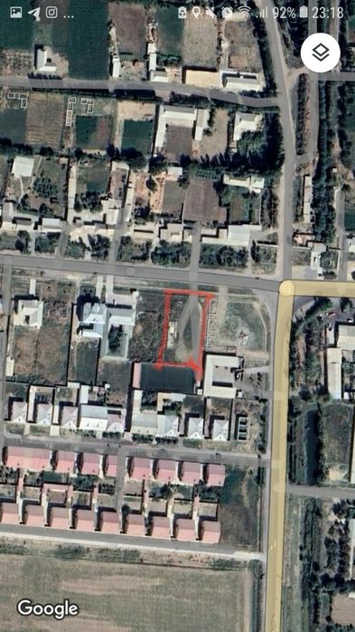 Участка бор сотилади