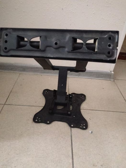 Кронштейн для телевизора.