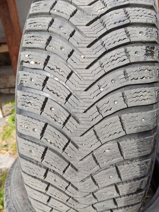 Продам авто шины размер 235/60 R18