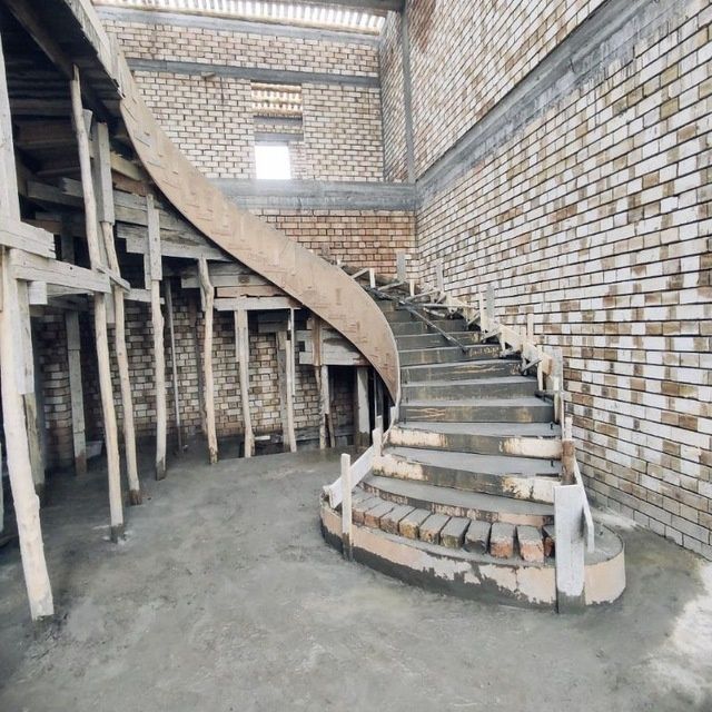 Beton zinapoyalar lestnisalar manalitniy quyamiz