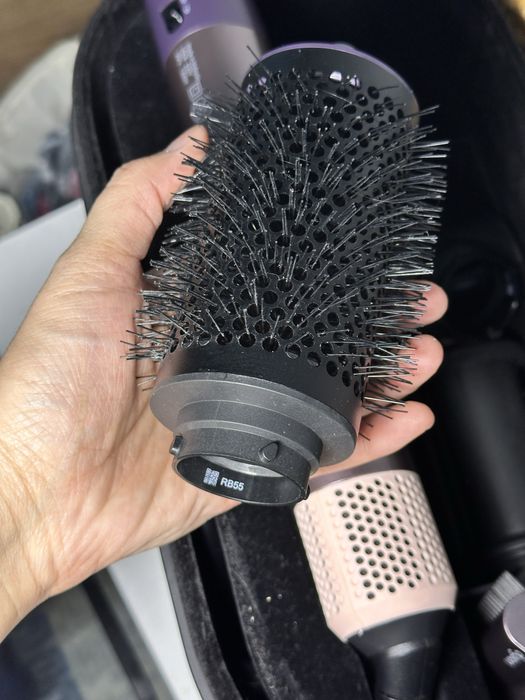 Срочно продам дайсон стайлер