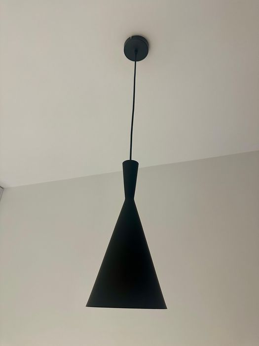 2 lampi metalice tip pendul cu becuri led