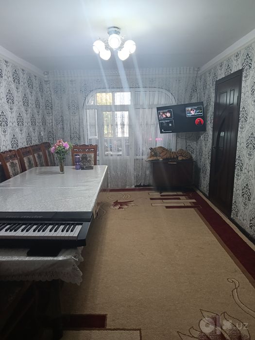 Продаётся 3 комн.квартира. г.Нурафшан