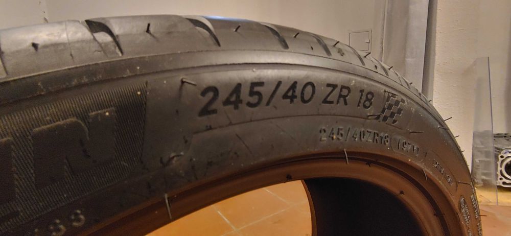 Anvelopa vara Michelin Pilot Sport 4 245/40/R18 XL (1 buc.)