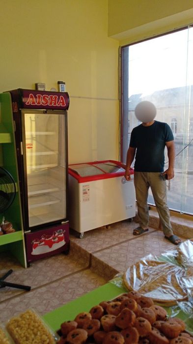 Morozilka, vitrina xolodelnik