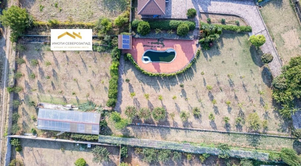 Продажба Парцел гр. Монтана - в.з. Юг 2436m²