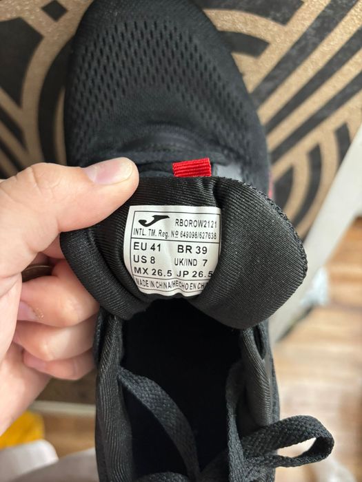 Продам кросовки jooma