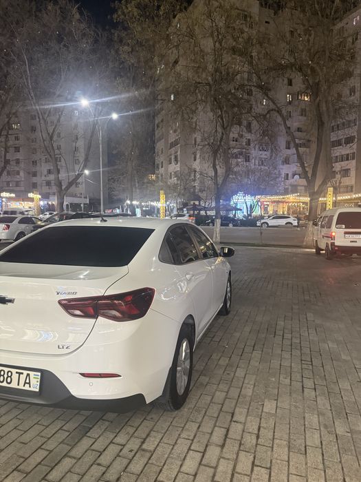 Продам Chevrolet Onix, 2023, LTZ, A/T, Oq.
