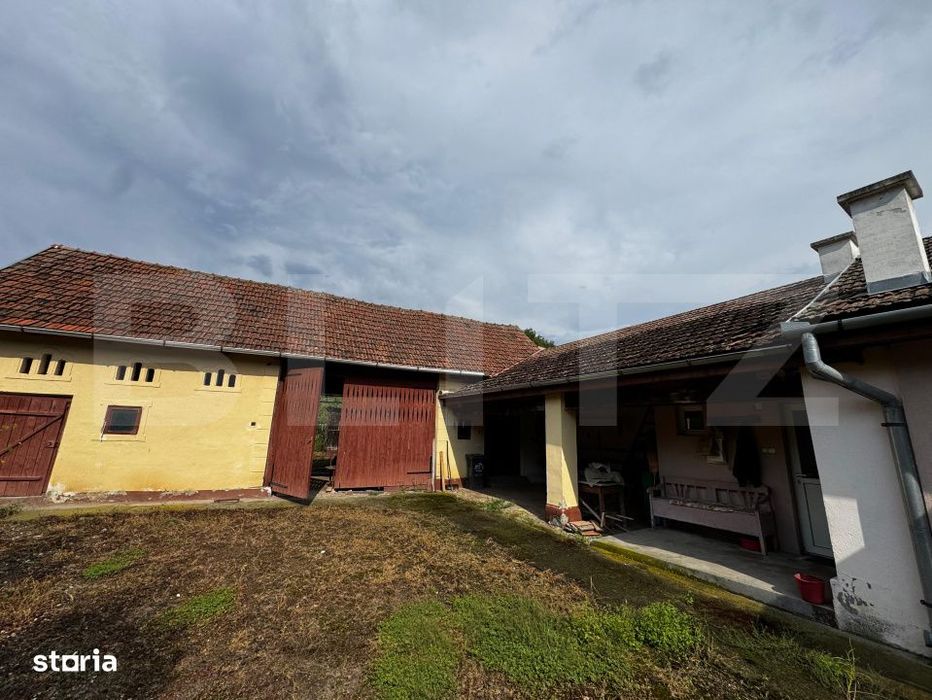 Casa cu 3 camere, 1810 mp teren, Benic - comuna Galda