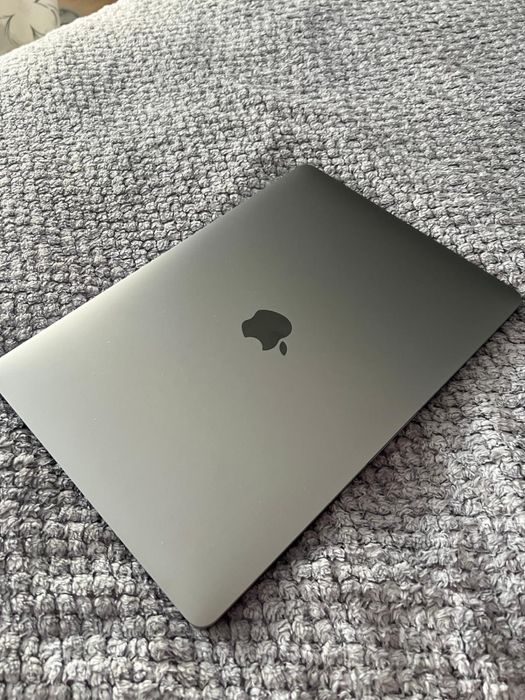 MacBook Pro13 Touch Bar 2019